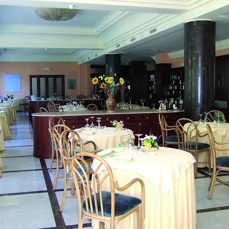 מלון Grand Antiche Terme Di 4*